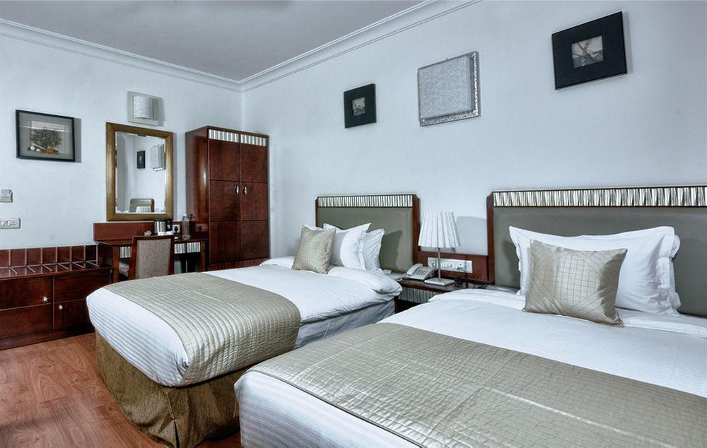 3 บาย โอโย นามี เรซิเดนซี อามีดาบัด Hotel อาเมดาบัด ภายนอก รูปภาพ