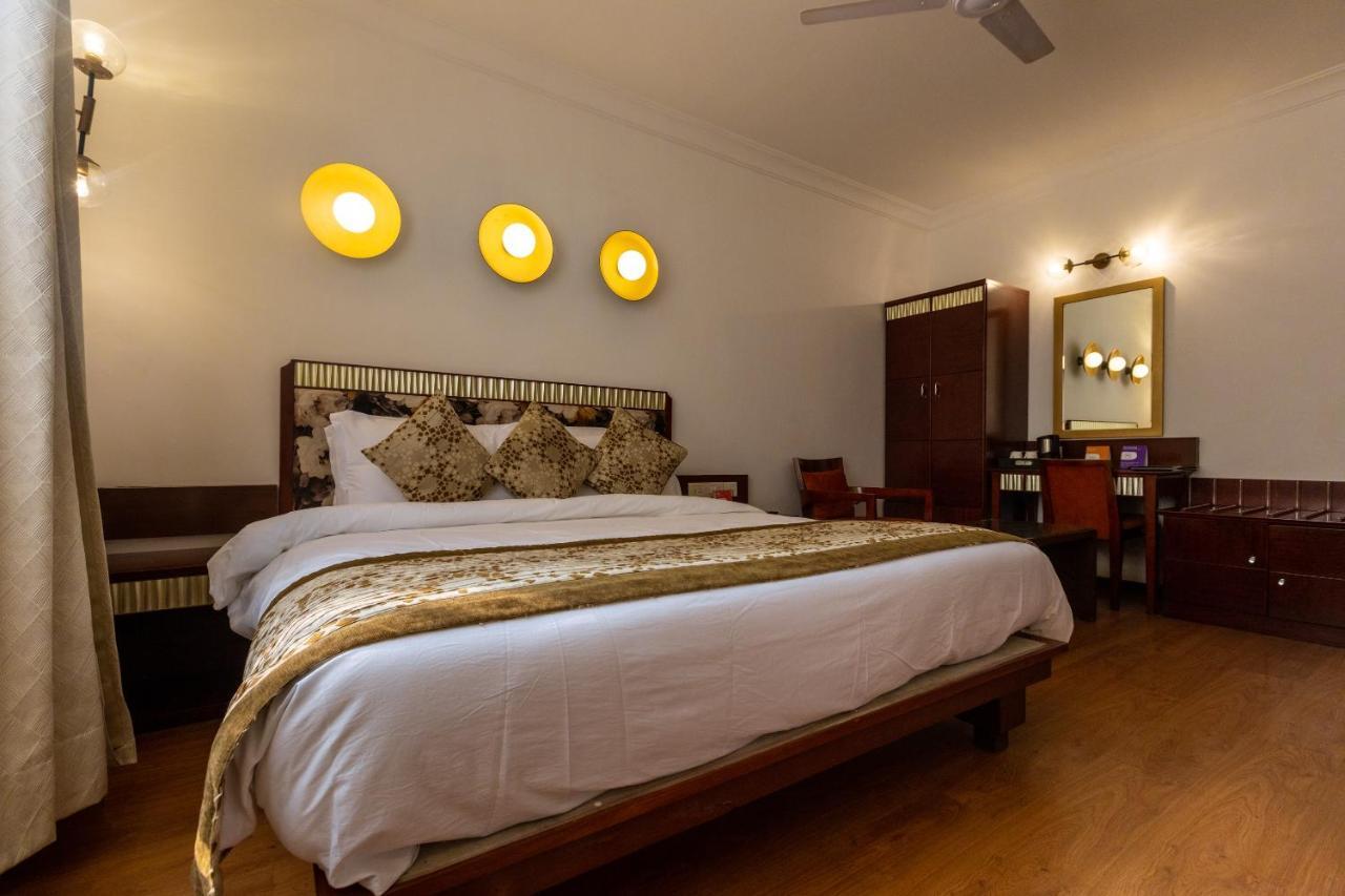 3 บาย โอโย นามี เรซิเดนซี อามีดาบัด Hotel อาเมดาบัด ภายนอก รูปภาพ