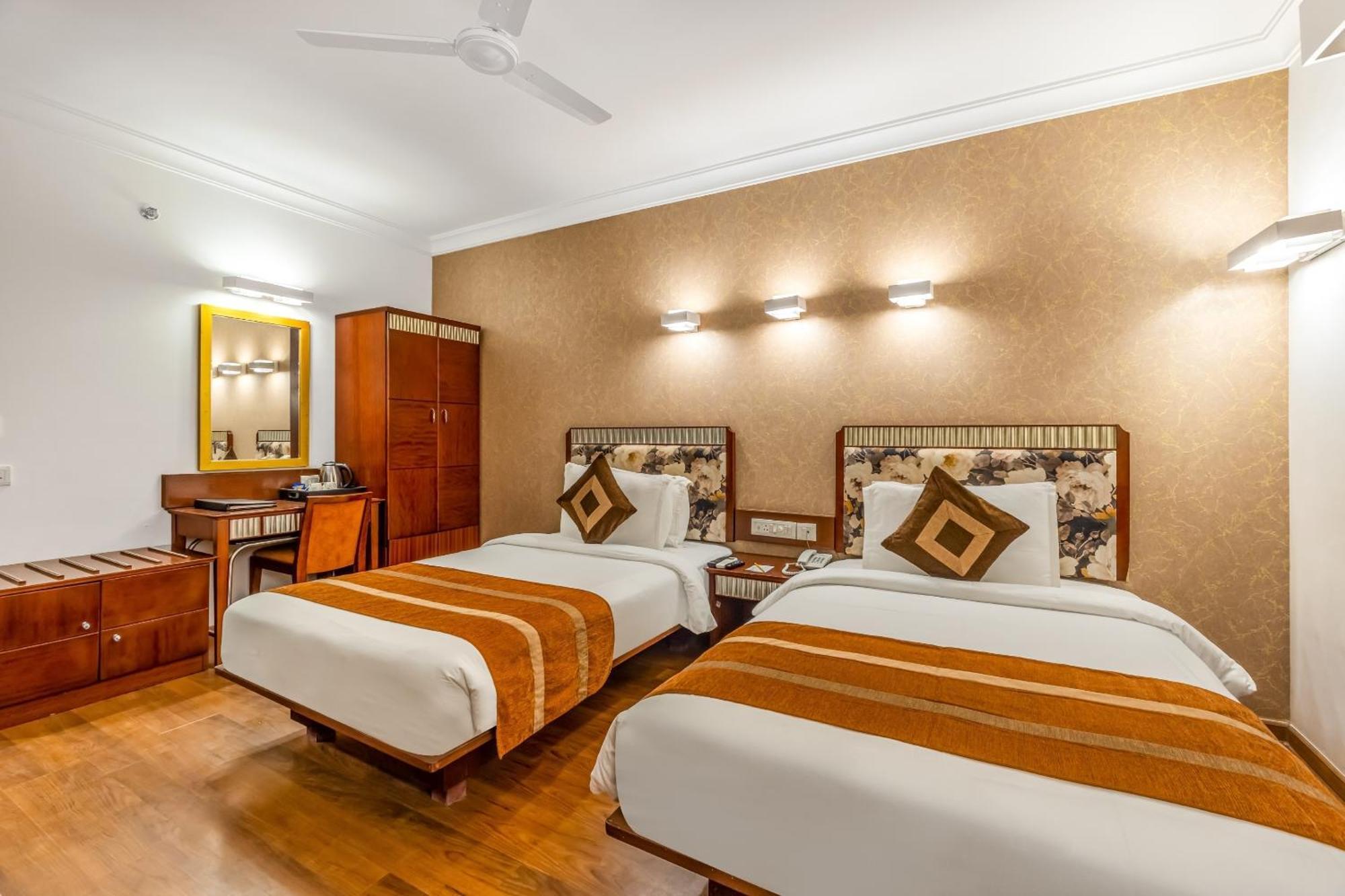 3 บาย โอโย นามี เรซิเดนซี อามีดาบัด Hotel อาเมดาบัด ภายนอก รูปภาพ