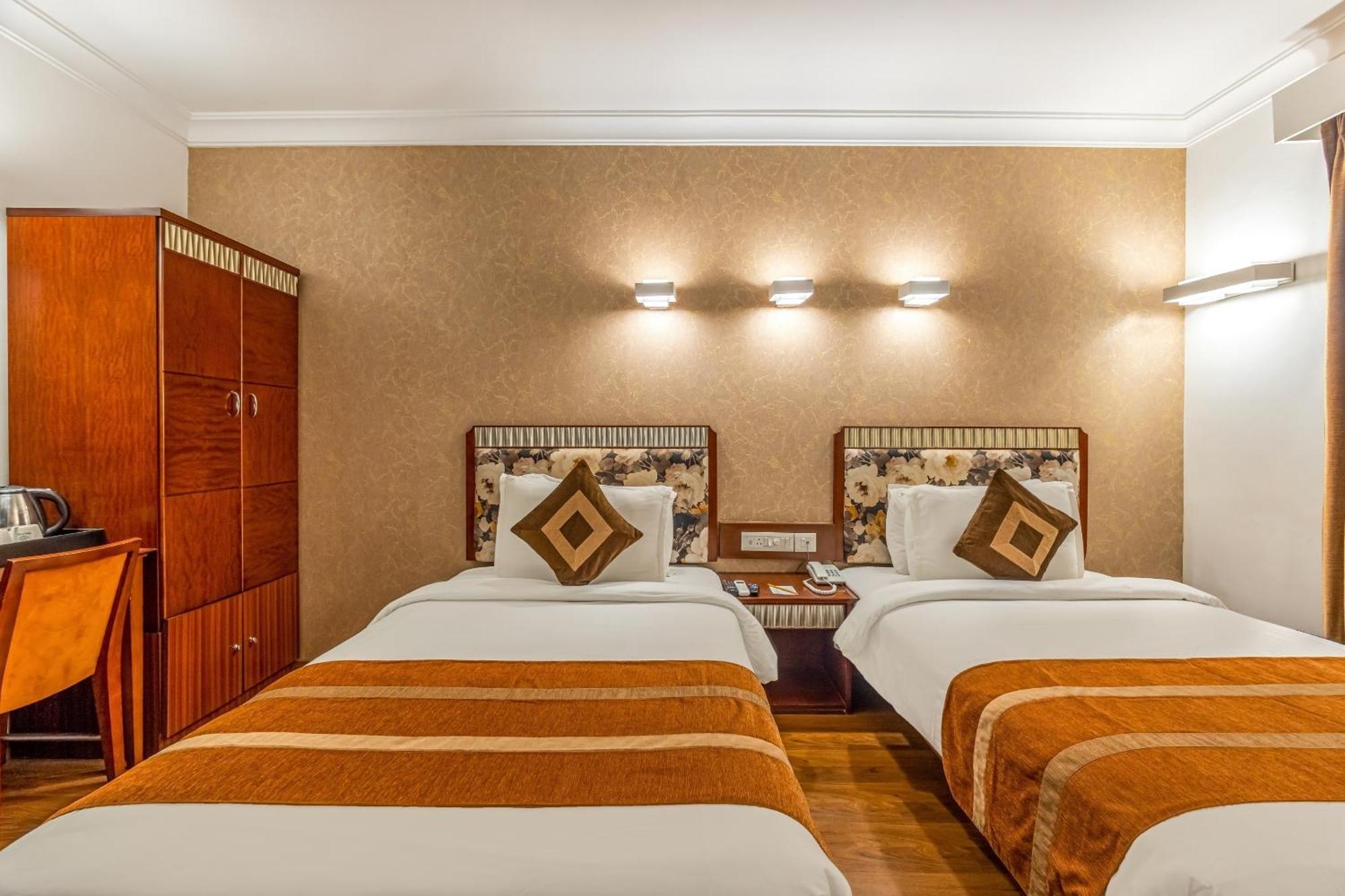 3 บาย โอโย นามี เรซิเดนซี อามีดาบัด Hotel อาเมดาบัด ภายนอก รูปภาพ